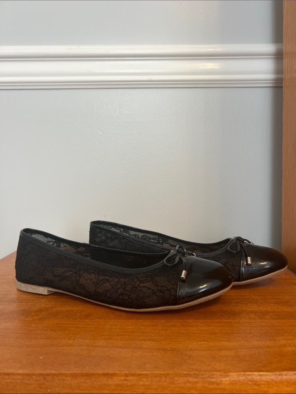Black Lace Floral Flats - American Eagle By Playless